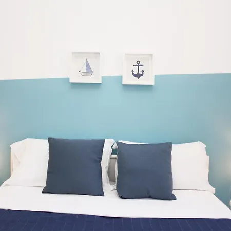 Beachside & 招待所