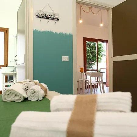 Beachside & 招待所