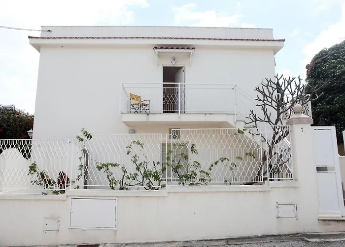 Beachside & 3* San Vito Lo Capo